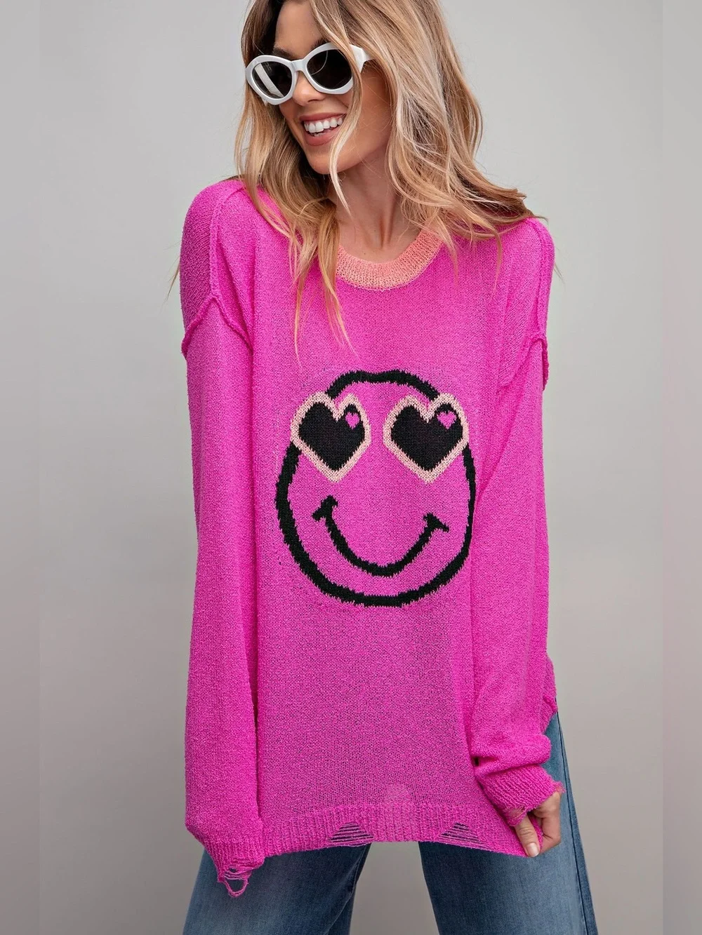 Easel | Delulu for the Plot Distressed Smiley Sweater Heart Eyes Pink New Small